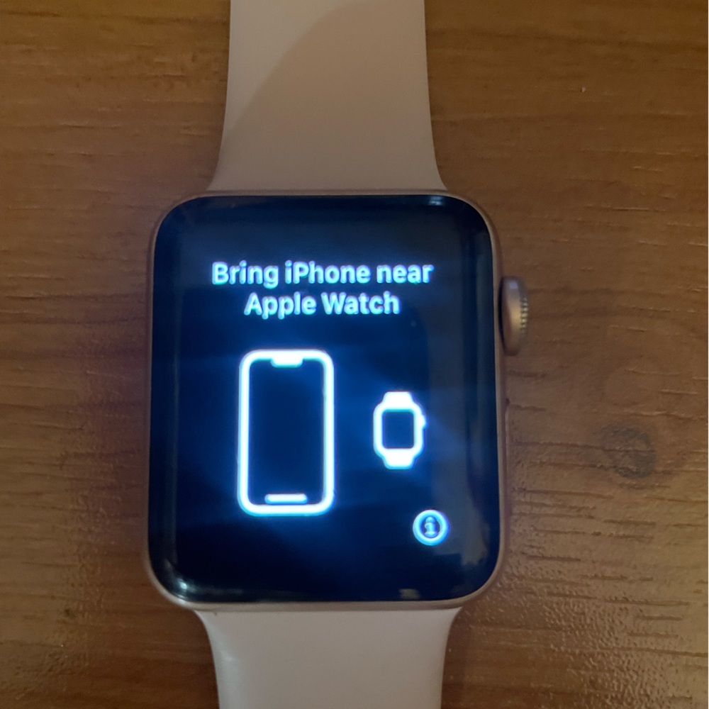 USED Apple Watch-Series 3-Rose Gold-38mm-Original pink band